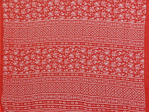 Printed_Georgette_Saree_With_UnStitched_Blouse_Piece_(Red)