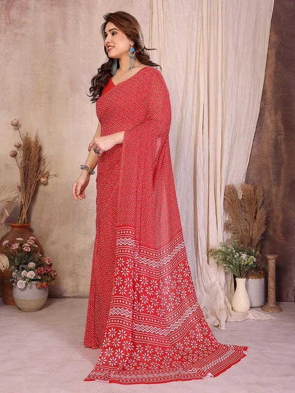 Printed_Georgette_Saree_With_UnStitched_Blouse_Piece_(Red)