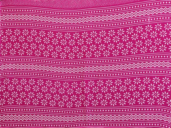 Printed_Georgette_Saree_With_UnStitched_Blouse_Piece_(Pink)