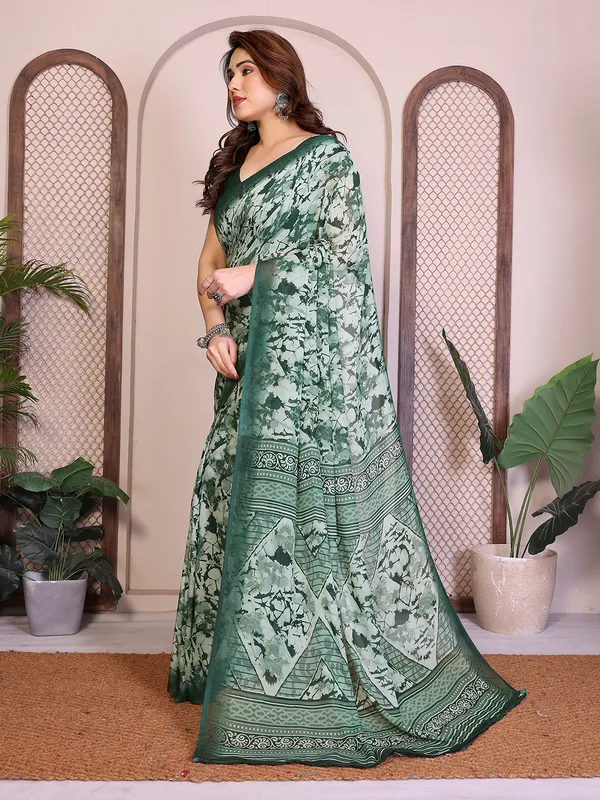 Printed_Georgette_Saree_With_UnStitched_Blouse_Piece_(Green)