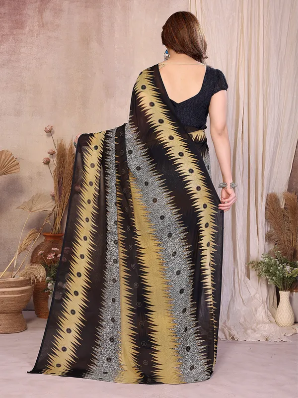Printed_Georgette_Saree_With_UnStitched_Blouse_Piece_(Black)