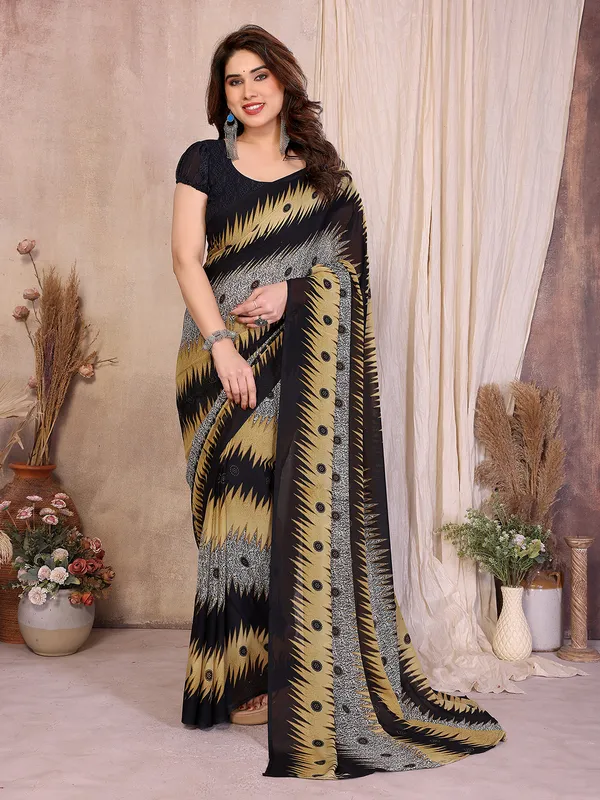 Printed_Georgette_Saree_With_UnStitched_Blouse_Piece_(Black)