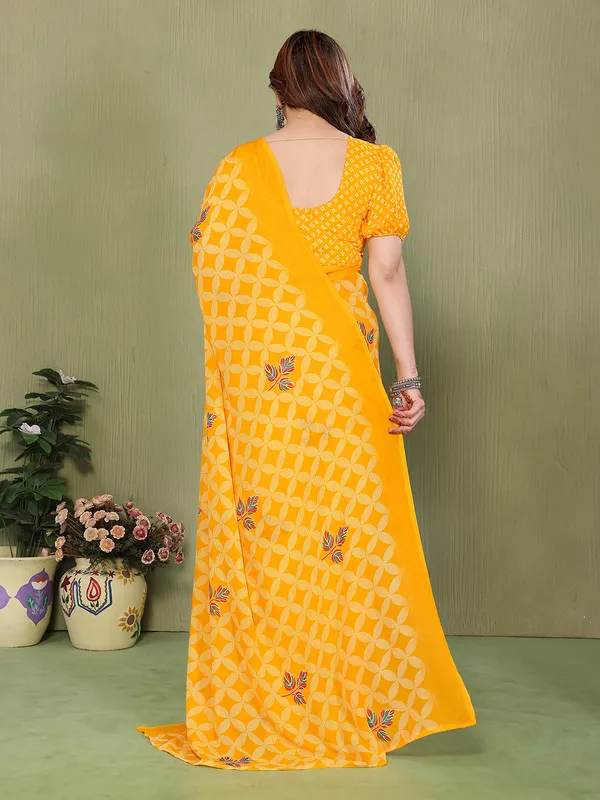 Printed_Georgette_Saree_With_UnStitched_Blouse_Piece_(YELLOW)