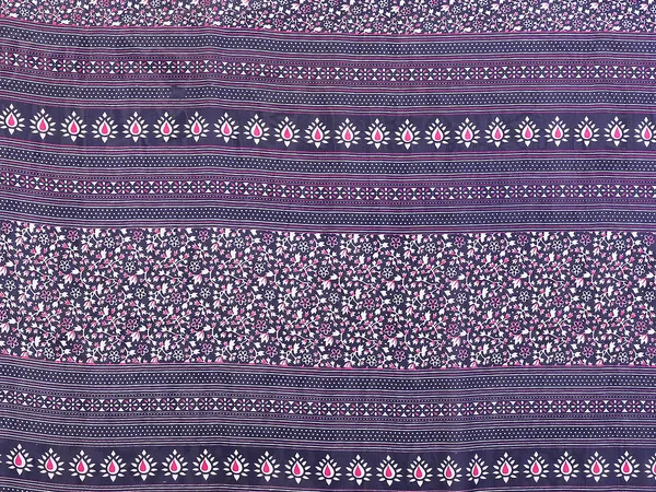 Printed_Georgette_Saree_With_UnStitched_Blouse_Piece_(PURPLE)