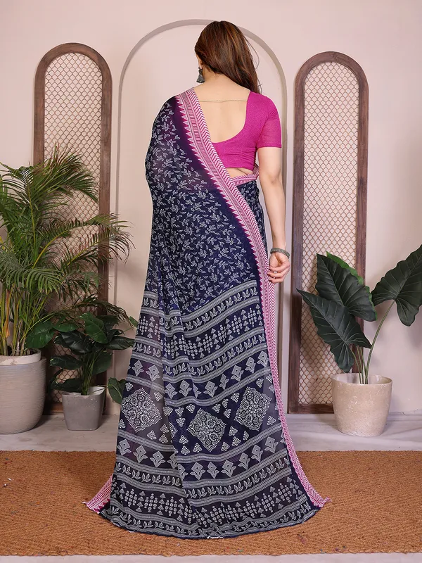 Floral_print_Georgette_Saree_With_UnStitched_Blouse_Piece_(BLUE)