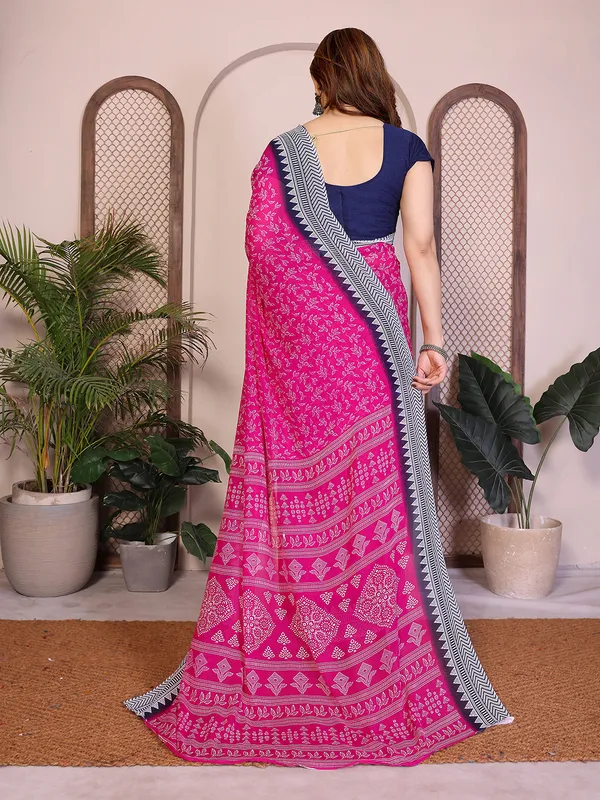 Floral_print_Georgette_Saree_With_UnStitched_Blouse_Piece_(PINK)