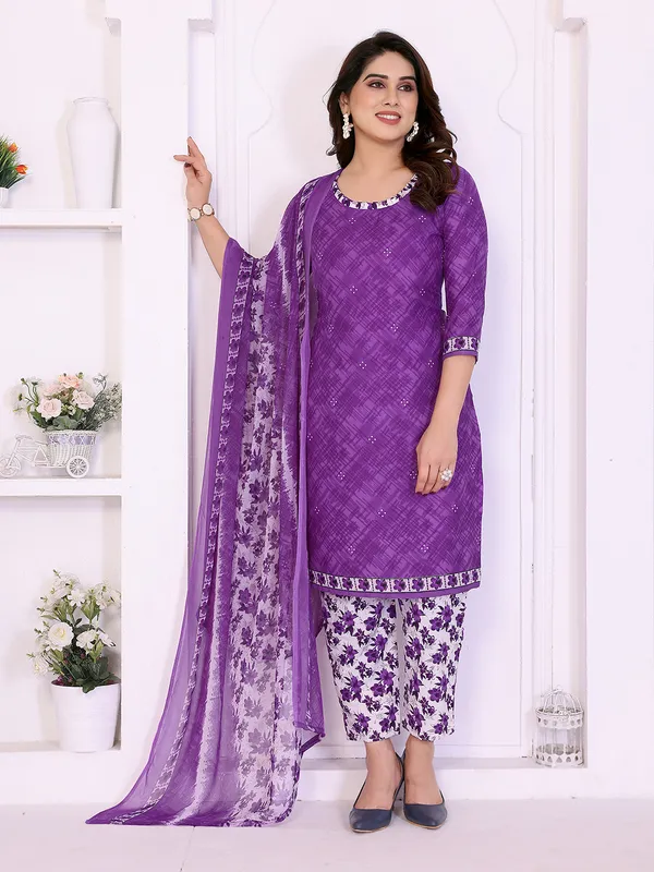 Unstitched_Crepe_Salwar_Suit_Material_Floral_Print,_Paisley