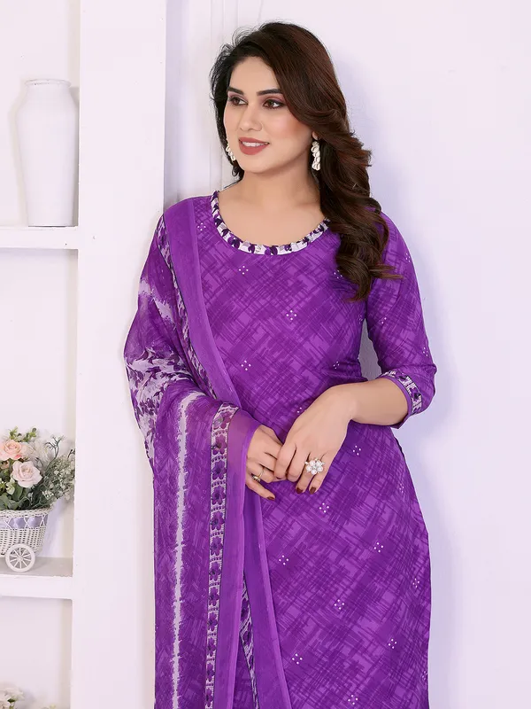 Unstitched_Crepe_Salwar_Suit_Material_Floral_Print,_Paisley