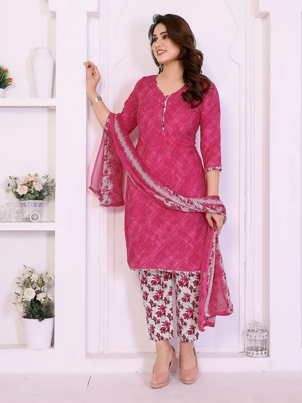 Unstitched_Crepe_Salwar_Suit_Material_Floral_Print,_Paisley