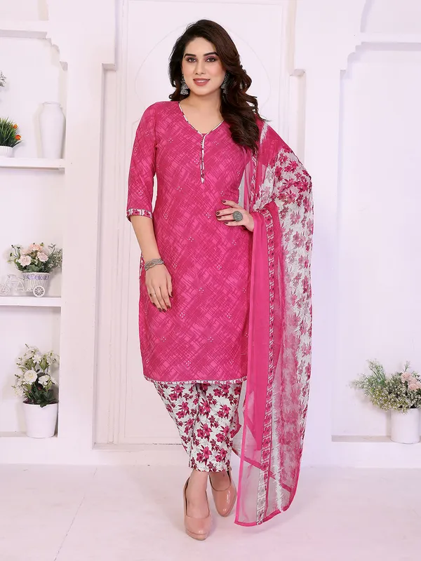Unstitched_Crepe_Salwar_Suit_Material_Floral_Print,_Paisley