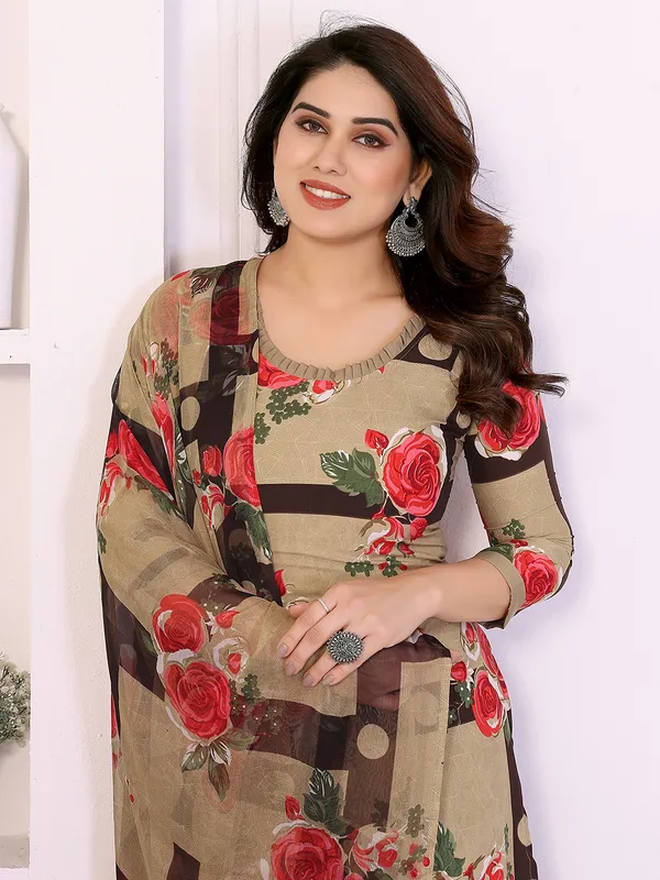 Unstitched_Crepe_Salwar_Suit_Material_Floral_Print,_Paisley
