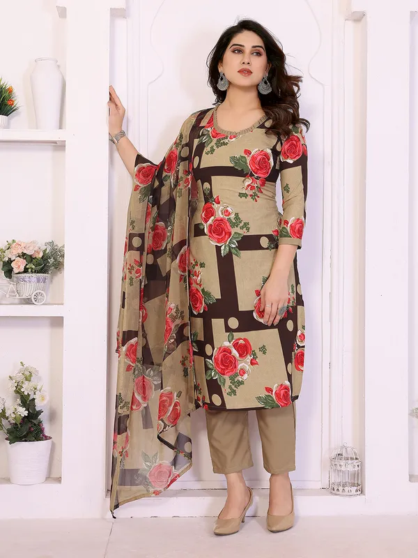 Unstitched_Crepe_Salwar_Suit_Material_Floral_Print,_Paisley
