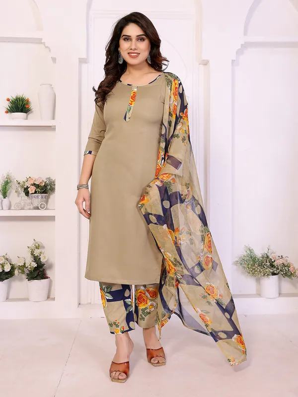 Unstitched_Crepe_Salwar_Suit_Material_Floral_Print,_Paisley