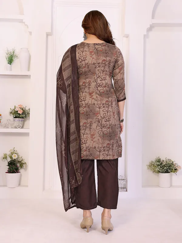 Unstitched_Crepe_Salwar_Suit_Material_Floral_Print,_Paisley
