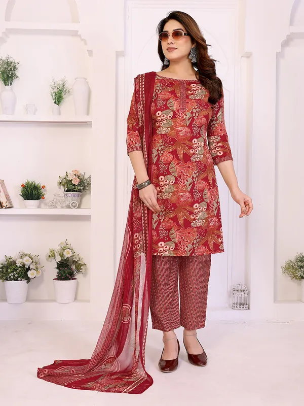 Unstitched_Crepe_Salwar_Suit_Material_Floral_Print,_Paisley