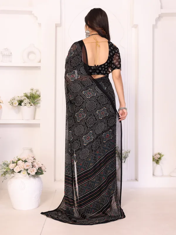 Printed_Daily_Wear_Georgette_Saree_With_Unstitched_Blouse_Piece
