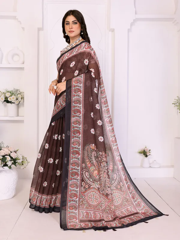 Digital_Print_Cotton_Linen_Saree_With_Unstitched_Blouse_Piece
