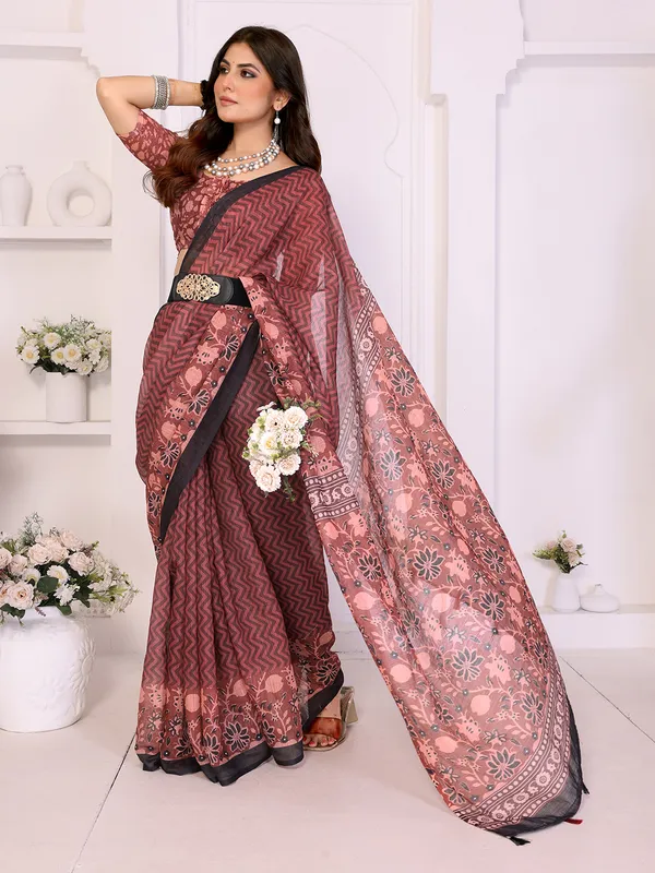 Digital_Print_Cotton_Linen_Saree_With_Unstitched_Blouse_Piece