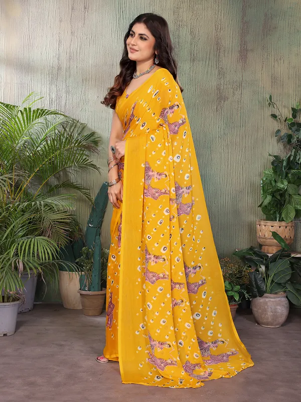Elegant_Moss_Georgette_Saree_With_Unstitched_Blouse_Piece