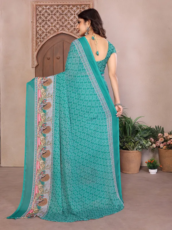Elegant_Moss_Georgette_Saree_With_Unstitched_Blouse_Piece