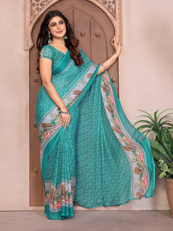 Elegant_Moss_Georgette_Saree_With_Unstitched_Blouse_Piece