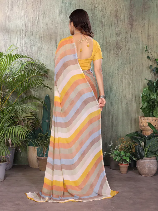 Elegant_Moss_Georgette_Saree_With_Unstitched_Blouse_Piece