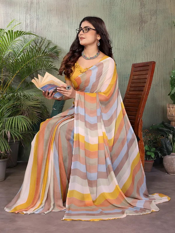 Elegant_Moss_Georgette_Saree_With_Unstitched_Blouse_Piece