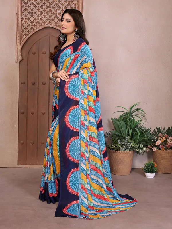 Elegant_Moss_Georgette_Saree_With_Unstitched_Blouse_Piece