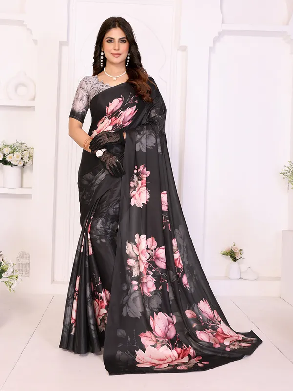 Silk_Blend_Printed_Saree_With_Unstitched_Blouse_Piece