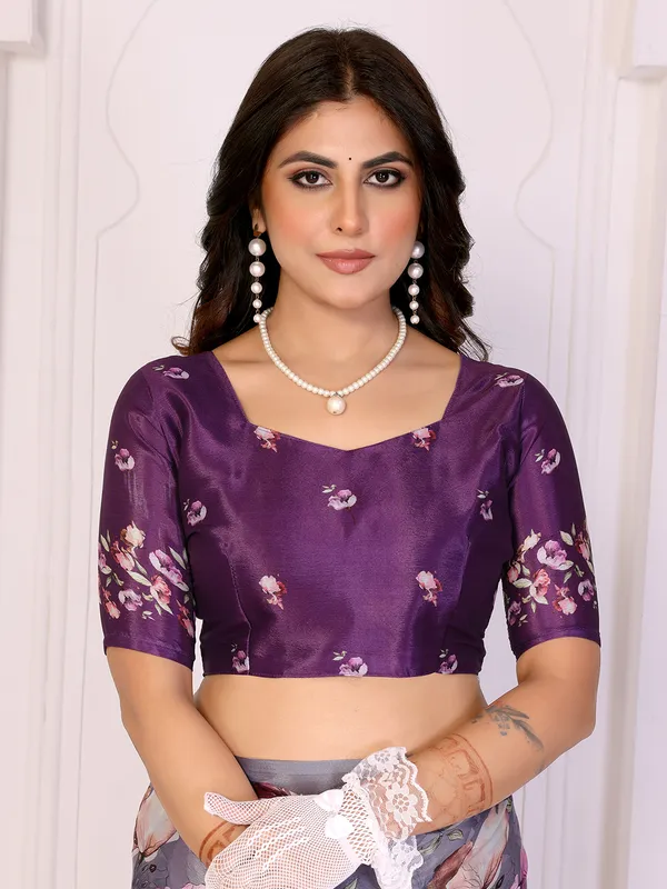 Silk_Blend_Printed_Saree_With_Unstitched_Blouse_Piece