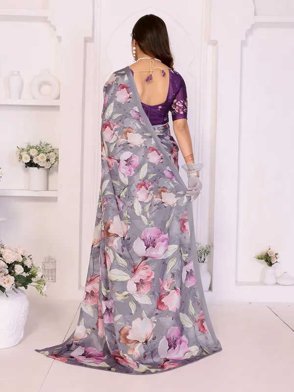 Silk_Blend_Printed_Saree_With_Unstitched_Blouse_Piece
