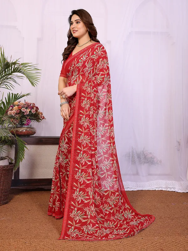 Printed_Lace_Border_Saree_With_UnStitched_Blouse_Piece_(RED)
