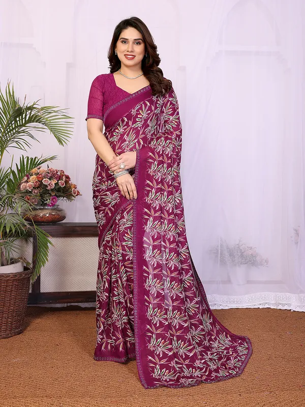 Printed_Lace_Border_Saree_With_UnStitched_Blouse_Piece_(MAROON)