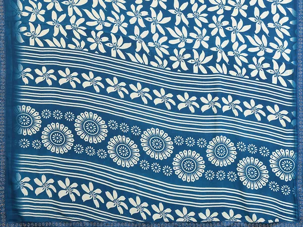 Printed_Lace_Border_Saree_With_UnStitched_Blouse_Piece_(BLUE)