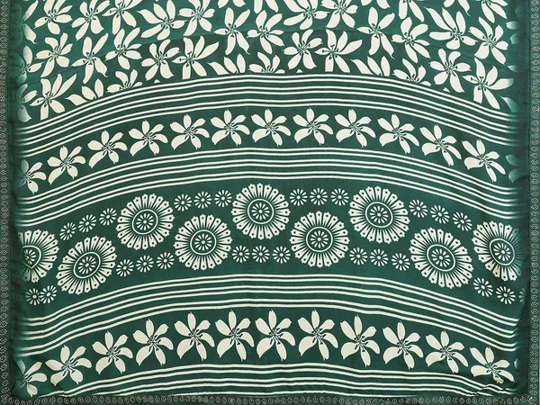 Printed_Lace_Border_Saree_With_UnStitched_Blouse_Piece_(GREEN)
