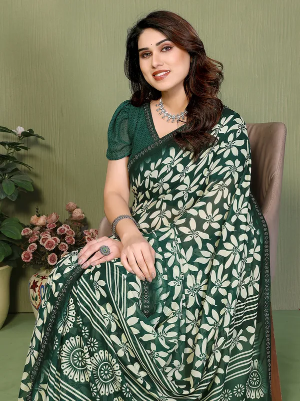 Printed_Lace_Border_Saree_With_UnStitched_Blouse_Piece_(GREEN)