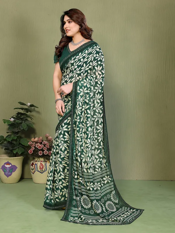 Printed_Lace_Border_Saree_With_UnStitched_Blouse_Piece_(GREEN)
