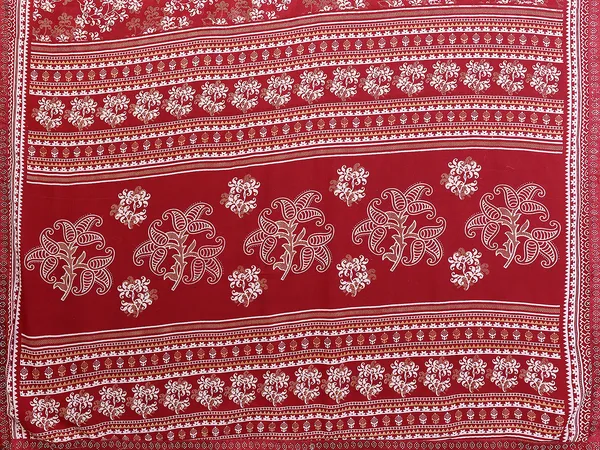 Printed_Lace_Border_Saree_With_UnStitched_Blouse_Piece_(Red)