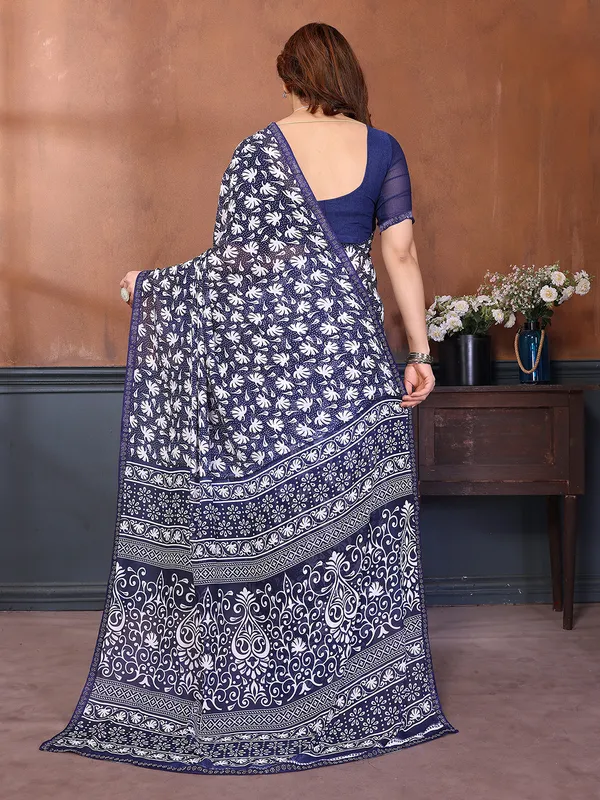 Printed_Lace_Border_Saree_With_UnStitched_Blouse_Piece_(Blue)