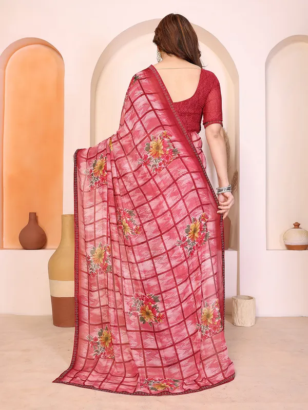 Printed_Lace_Border_Saree_With_UnStitched_Blouse_Piece_(Maroon)