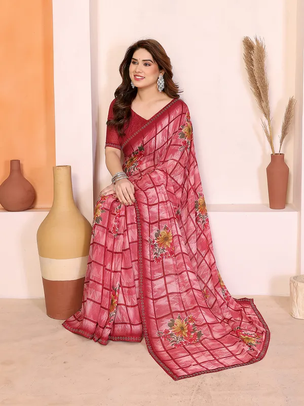 Printed_Lace_Border_Saree_With_UnStitched_Blouse_Piece_(Maroon)