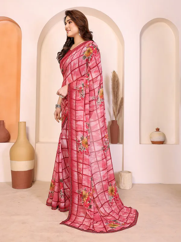 Printed_Lace_Border_Saree_With_UnStitched_Blouse_Piece_(Maroon)