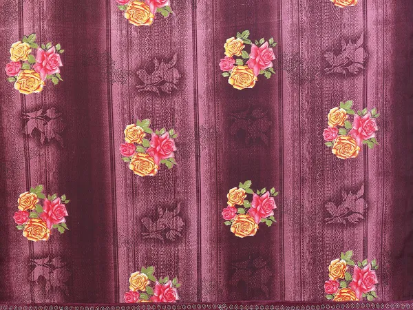 Floral_Print_Lace_Border_Saree_With_UnStitched_Blouse_Piece_(WINE)