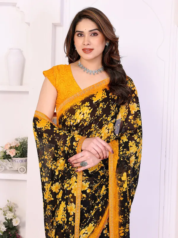 Floral_Print_Lace_Border_Saree_With_UnStitched_Blouse_Piece_(YELLOW)