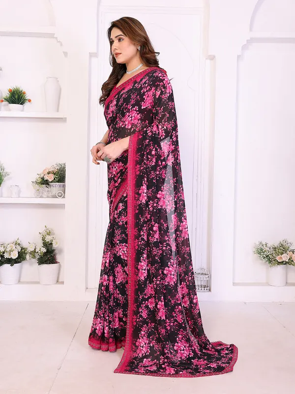 Floral_Print_Lace_Border_Saree_With_UnStitched_Blouse_Piece_(PINK)