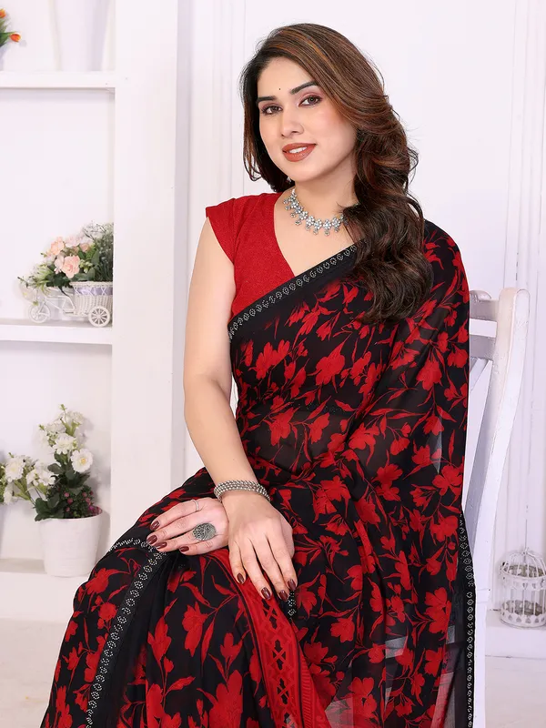 Floral_Print_Lace_Border_Saree_With_UnStitched_Blouse_Piece_(RED)