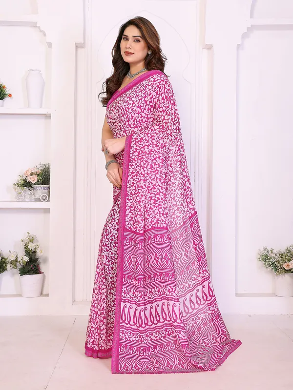 Floral_Print_Lace_Border_Saree_With_UnStitched_Blouse_Piece_(PINK)