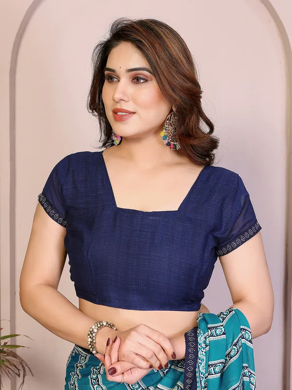 Printed_Lace_Border_Saree_With_UnStitched_Blouse_Piece_(BLUE)