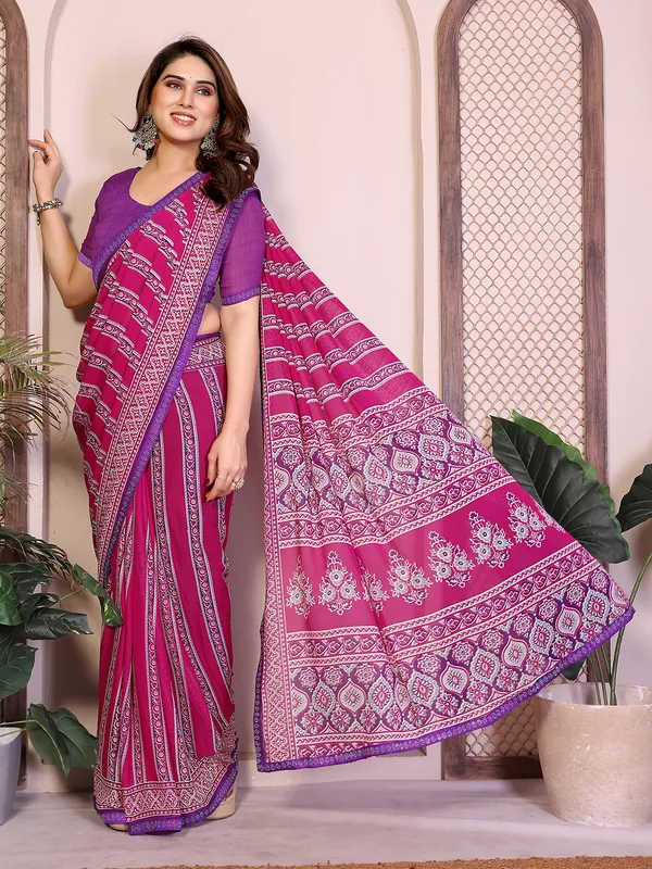 Printed_Lace_Border_Saree_With_UnStitched_Blouse_Piece_(PINK)