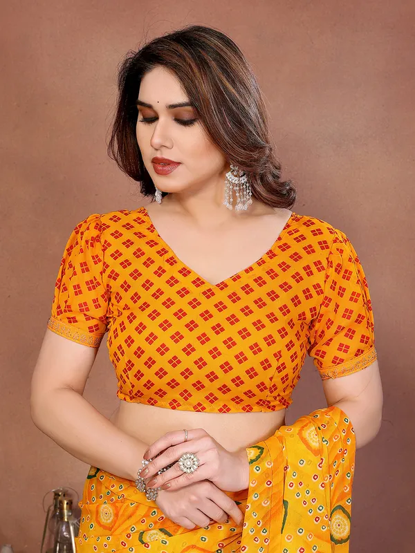Bandhani_Print_Lace_Border_Saree_With_UnStitched_Blouse_Piece_(YELLOW)